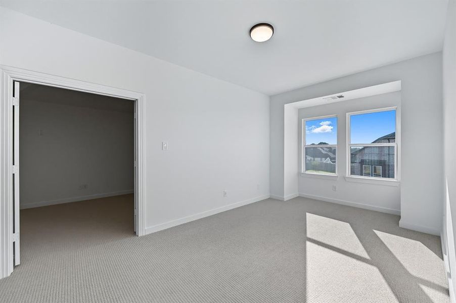 Spacious, unfurnished interior of a new home in Treeline, Justin (Image 12).