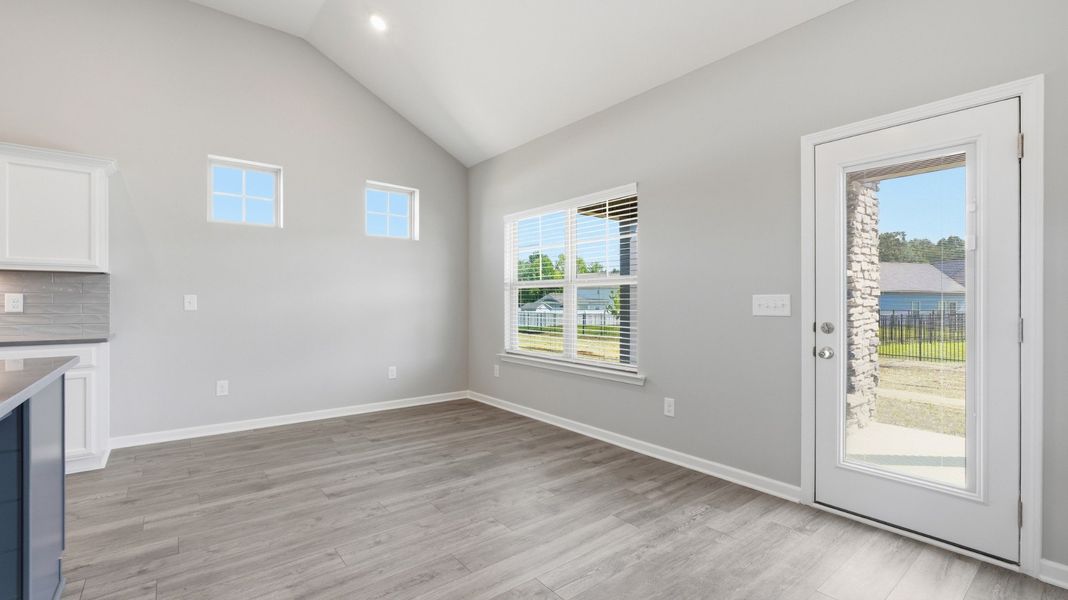 Spacious, unfurnished interior of a new home in Stillwater, Tullahoma (Image 11). Spacious, unfurnished interior of a new home in Stillwater, Tullahoma (Image 11).