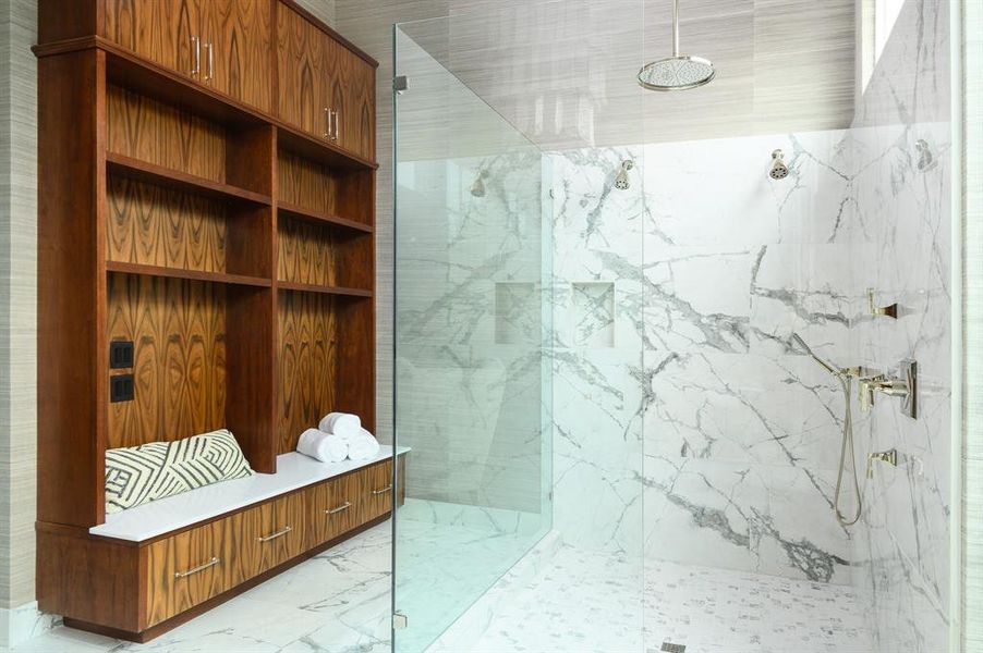 Furnished interior view inside a new home in , Dallas (Image 18).