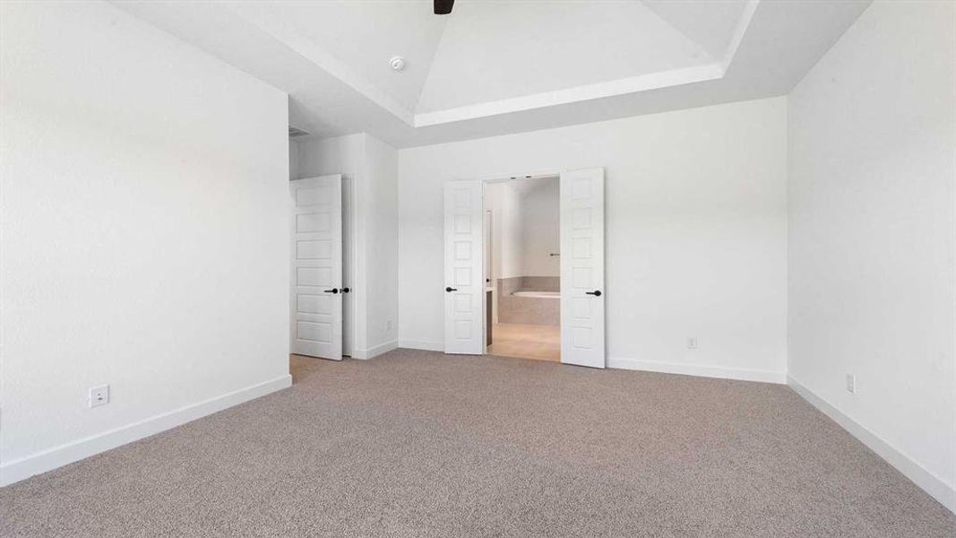 Spacious, unfurnished interior of a new home in Terraces 72', Rockwall (Image 14). Spacious, unfurnished interior of a new home in Terraces 72', Rockwall (Image 14).