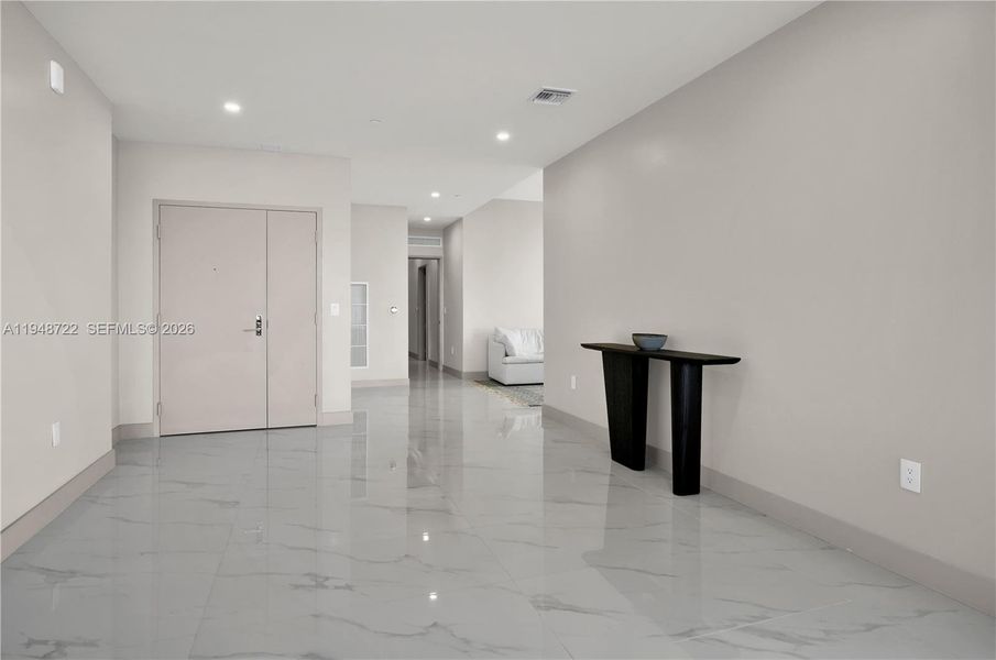 Spacious, unfurnished interior of a new home in , Miami (Image 19).