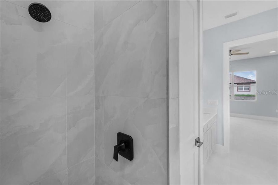 Close-up of interior finishes inside a home in , Lehigh Acres (Image 17). Close-up of interior finishes inside a home in , Lehigh Acres (Image 17).