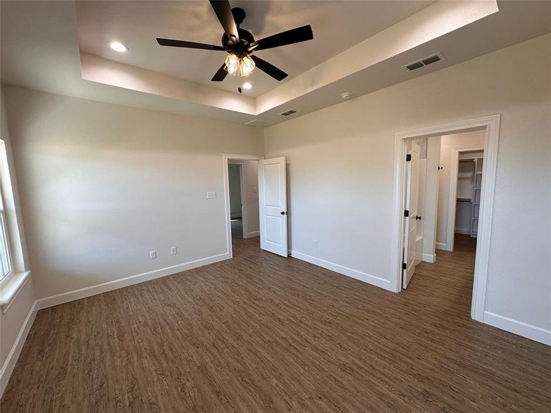 Spacious, unfurnished interior of a new home in , Abilene (Image 12).