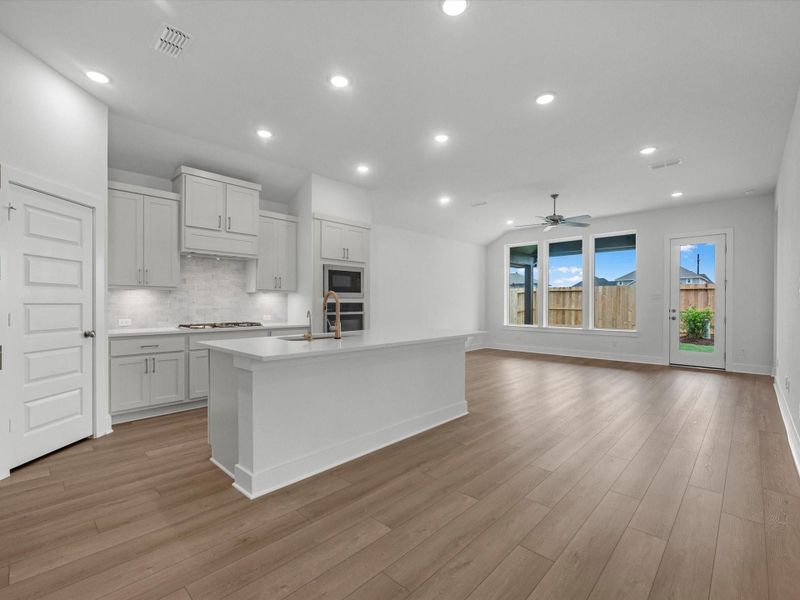 Furnished interior view inside a new home in Jubilee 50′, Hockley (Image 5).