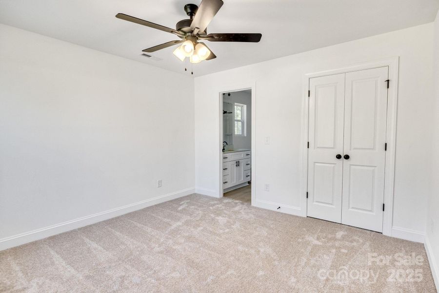 Spacious, unfurnished interior of a new home in , Statesville (Image 19).