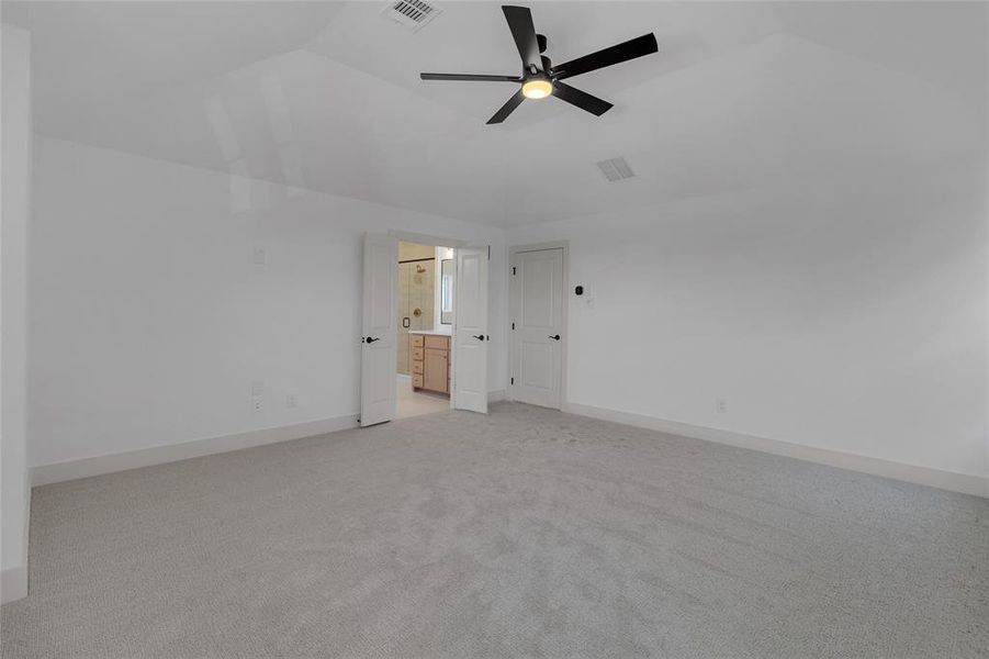 Spacious, unfurnished interior of a new home in The Grove Frisco, Frisco (Image 29).