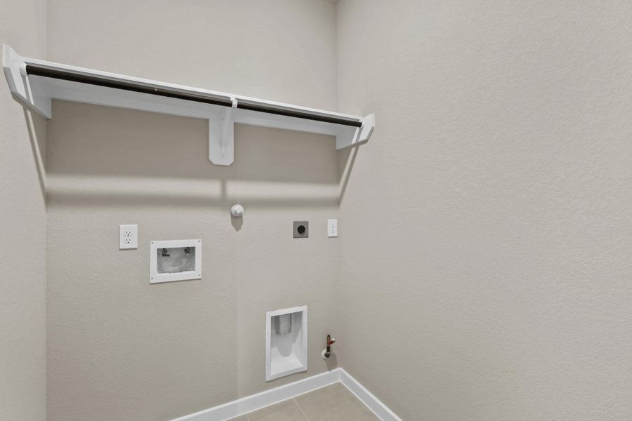 Spacious, unfurnished interior of a new home in Cypress Green, Hockley (Image 20).