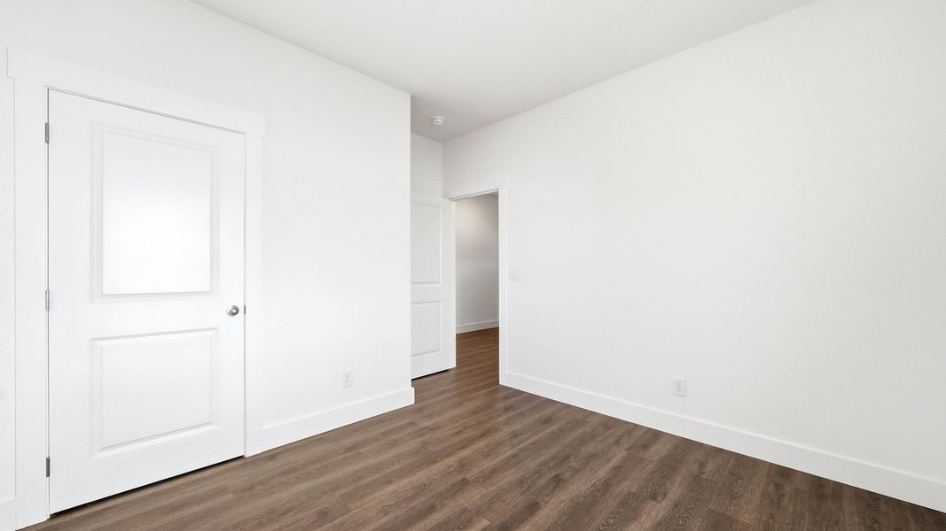 Spacious, unfurnished interior of a new home in Fieldcrest Acres, Blountville (Image 15).