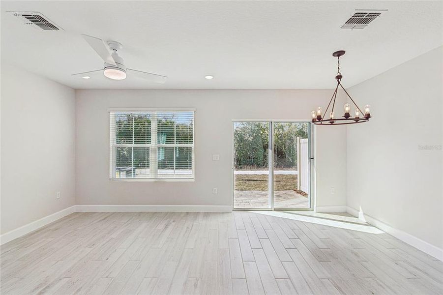 Spacious, unfurnished interior of a new home in Aspire at Canter Creek, Davenport (Image 16).