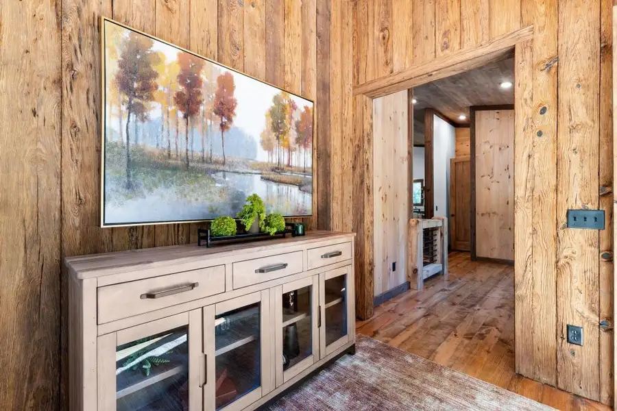 Furnished interior view inside a new home in , Blue Ridge (Image 17).