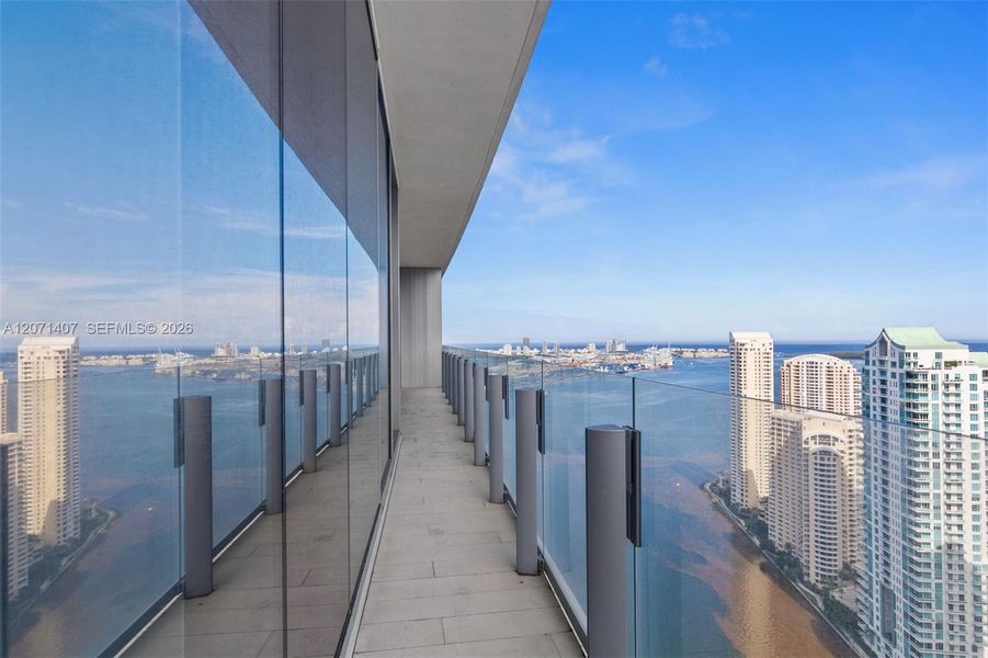 Condo located in Miami, FL showcasing its design and architecture (Image 5). Condo located in Miami, FL showcasing its design and architecture (Image 5).