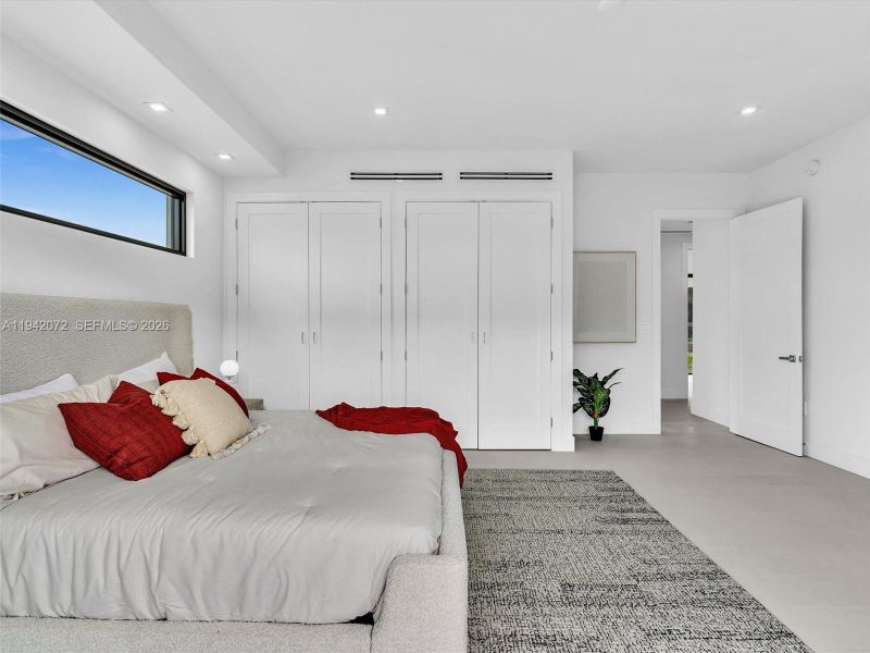 Furnished interior view inside a new home in , Dania Beach (Image 49).