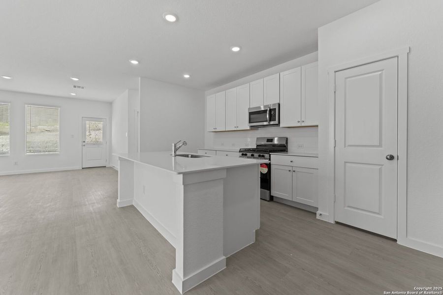 Furnished interior view inside a new home in Waterwheel: Coastline Collection, San Antonio (Image 10). Furnished interior view inside a new home in Waterwheel: Coastline Collection, San Antonio (Image 10).