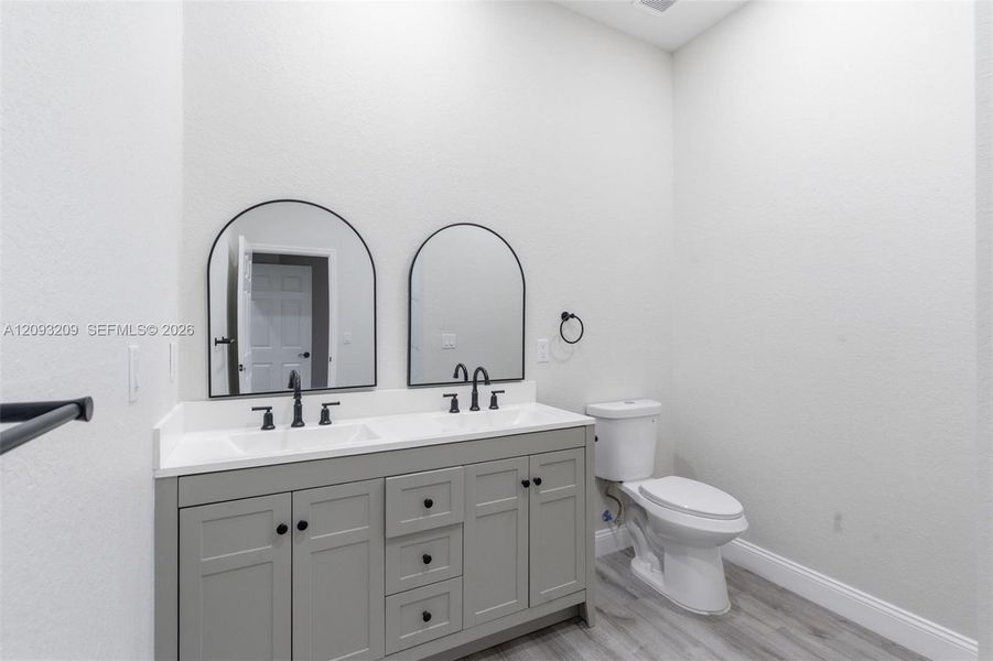 Furnished interior view inside a new home in , Lehigh Acres (Image 9).