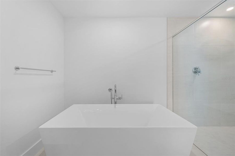 Close-up of interior finishes inside a home in , Tampa (Image 23). Close-up of interior finishes inside a home in , Tampa (Image 23).