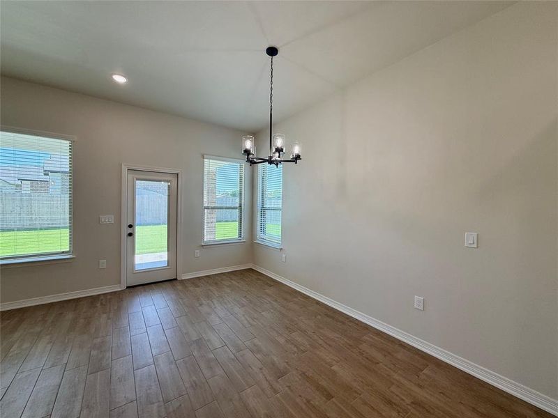 Spacious, unfurnished interior of a new home in , Lorena (Image 28).