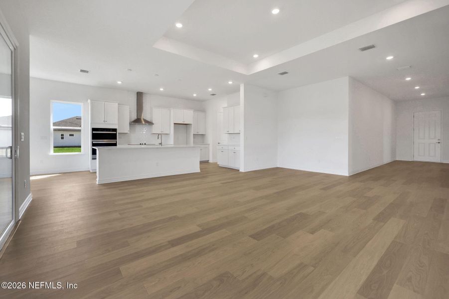 Spacious, unfurnished interior of a new home in Veranda Bay, Flagler Beach (Image 31).