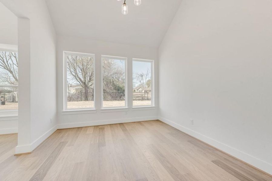Representative unfurnished interior of a home built from the Grand Reserve by Grand Homes in Heath Golf & Yacht Club, Heath (Image 15).