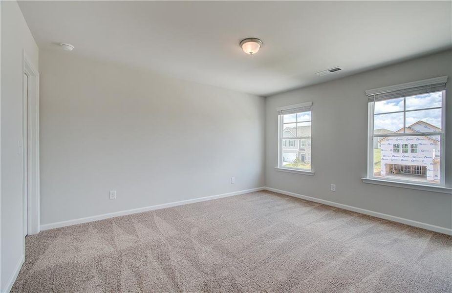 Spacious, unfurnished interior of a new home in Chapel Hill, Newnan (Image 23).