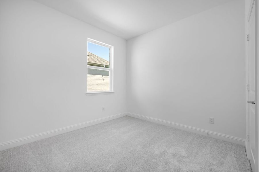 Spacious, unfurnished interior of a new home in Cross Creek Meadows, Celina (Image 12).