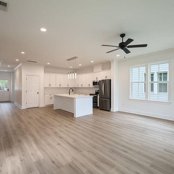 Spacious, unfurnished interior of a new home in , North Charleston (Image 29).
