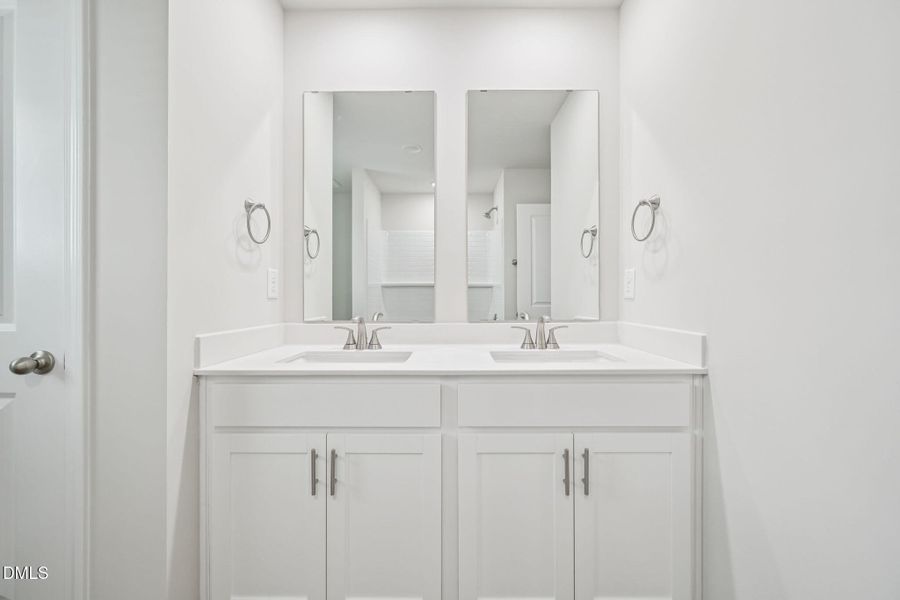 30 Secondary Bath 30 Secondary Bath