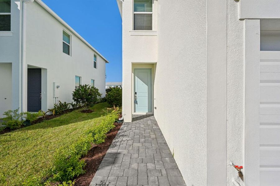 575 Salisbury Cir Fort Pierce (5) 575 Salisbury Cir Fort Pierce (5)