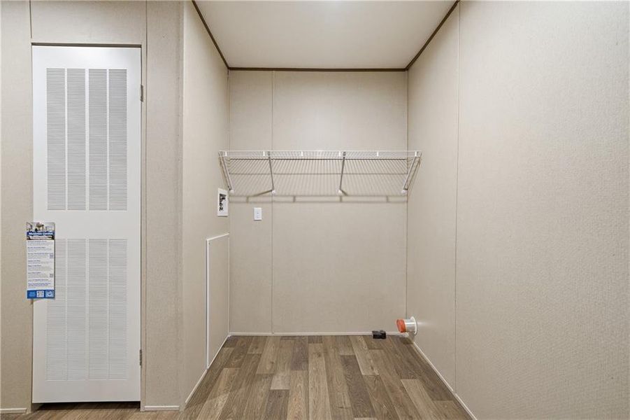 Spacious, unfurnished interior of a new home in , Franklin (Image 31).