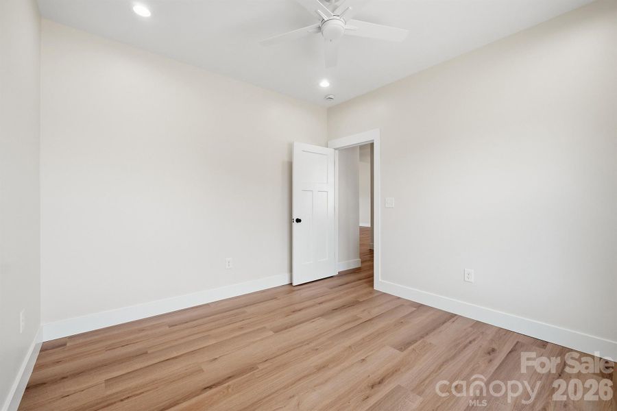 Spacious, unfurnished interior of a new home in , Crouse (Image 26).