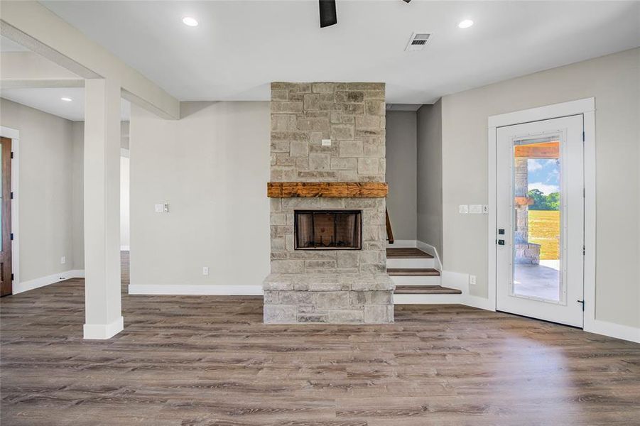 Spacious, unfurnished interior of a new home in , Wills Point (Image 11).