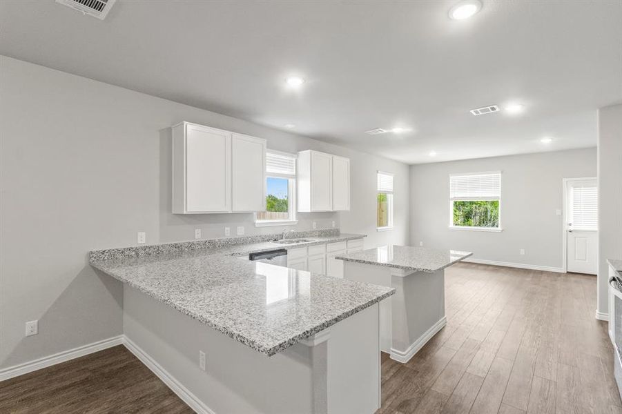 Furnished interior view inside a new home in Deer Creek, Crowley (Image 9).