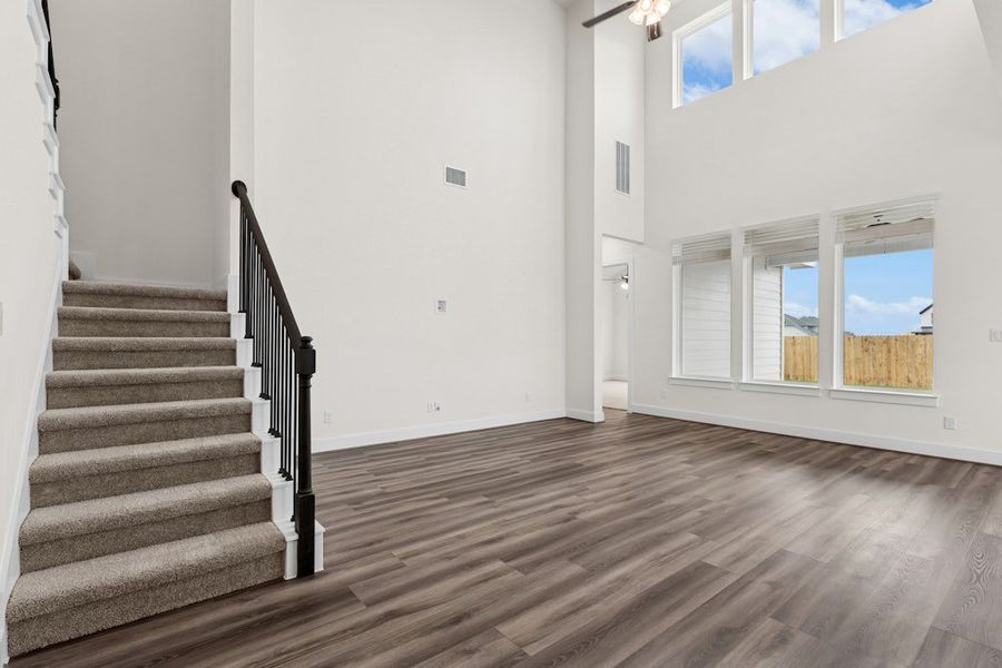 Spacious, unfurnished interior of a new home in Blackhawk, Pflugerville (Image 14).