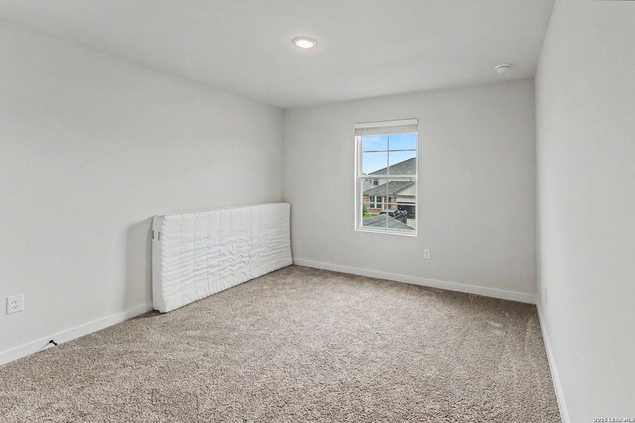 Spacious, unfurnished interior of a new home in Hickory Ridge, Elmendorf (Image 24). Spacious, unfurnished interior of a new home in Hickory Ridge, Elmendorf (Image 24).
