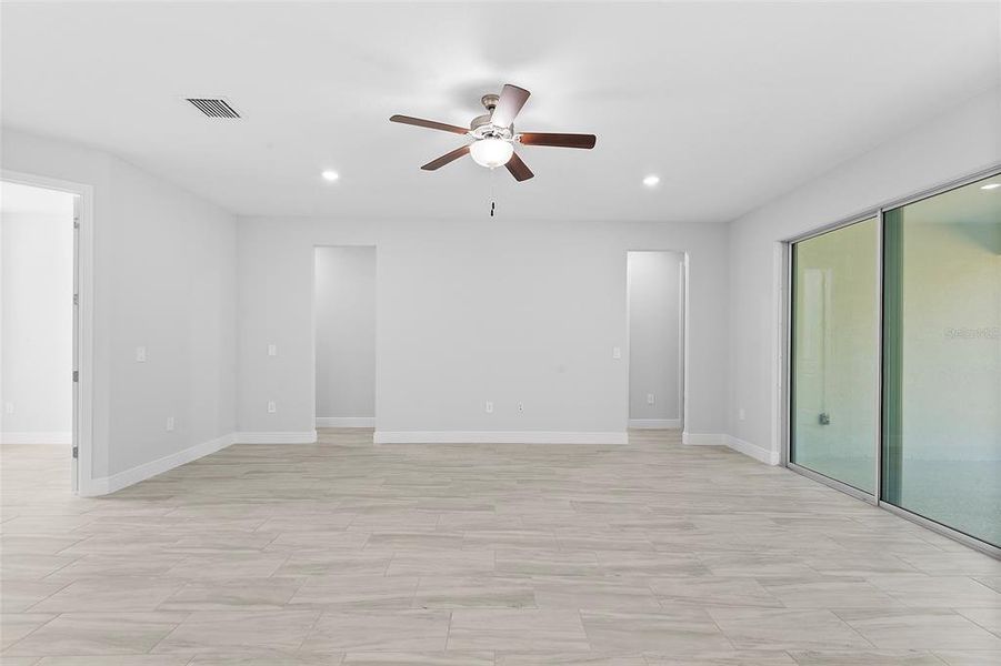 Spacious, unfurnished interior of a new home in , Orlando (Image 16). Spacious, unfurnished interior of a new home in , Orlando (Image 16).