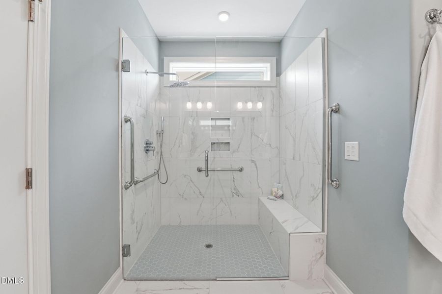 14Primary Bathroom 2 3500 Amelia Grace F