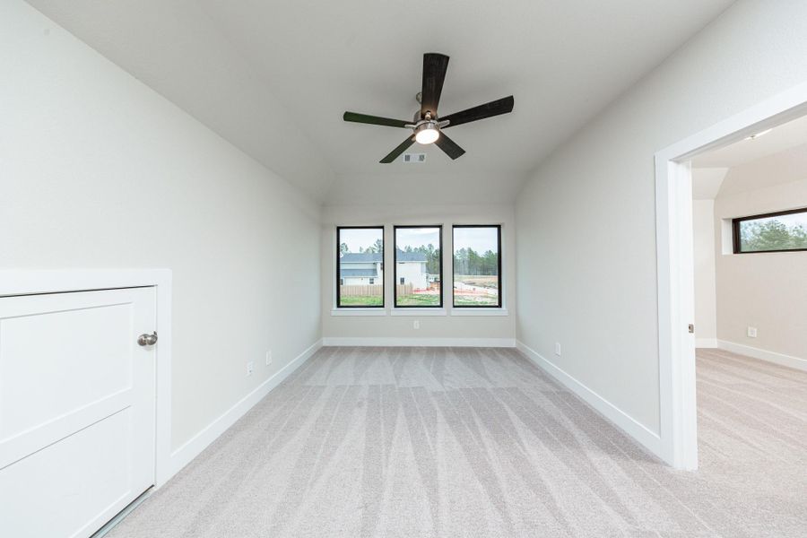 Welcome to the ultimate entertainment hub! This versatile Game Room is perfectly designed for both quiet family time and hosting lively game nights, offering seamless flow and modern comfort.