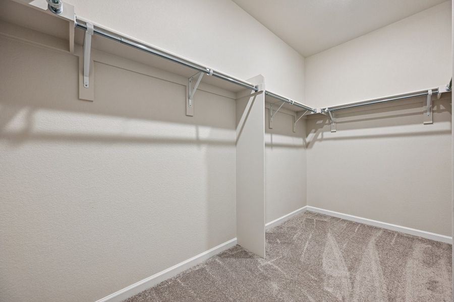 Spacious, unfurnished interior of a new home in The Aurora Highlands, Aurora (Image 19).