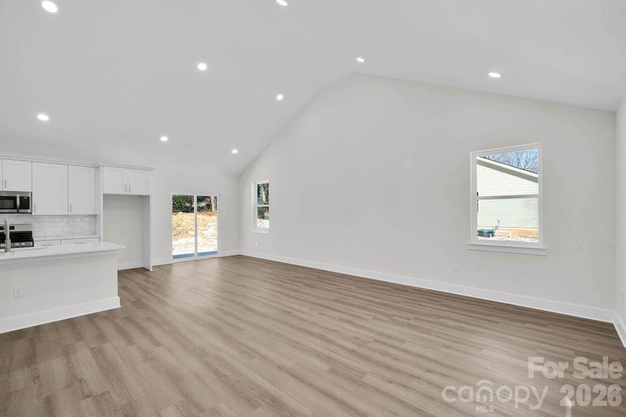 Spacious, unfurnished interior of a new home in , Kannapolis (Image 14).