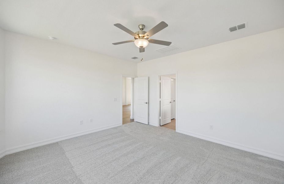 Spacious, unfurnished interior of a new home in Anna Town Square, Anna (Image 13). Spacious, unfurnished interior of a new home in Anna Town Square, Anna (Image 13).