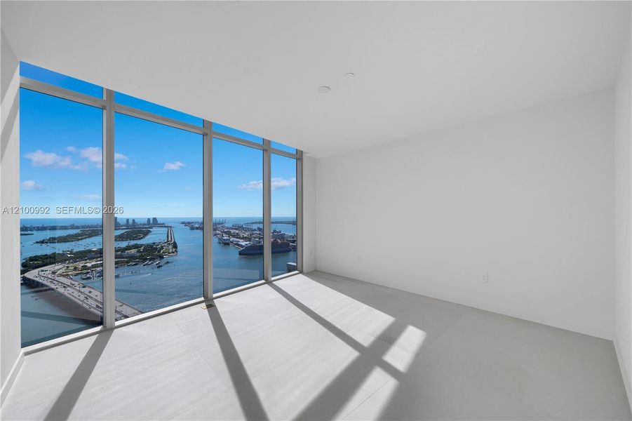 Spacious, unfurnished interior of a new home in , Miami (Image 22).