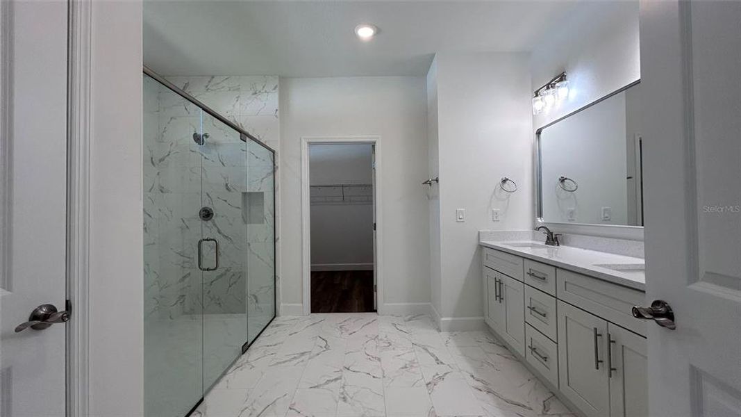 Furnished interior view inside a new home in , Ocala (Image 9).