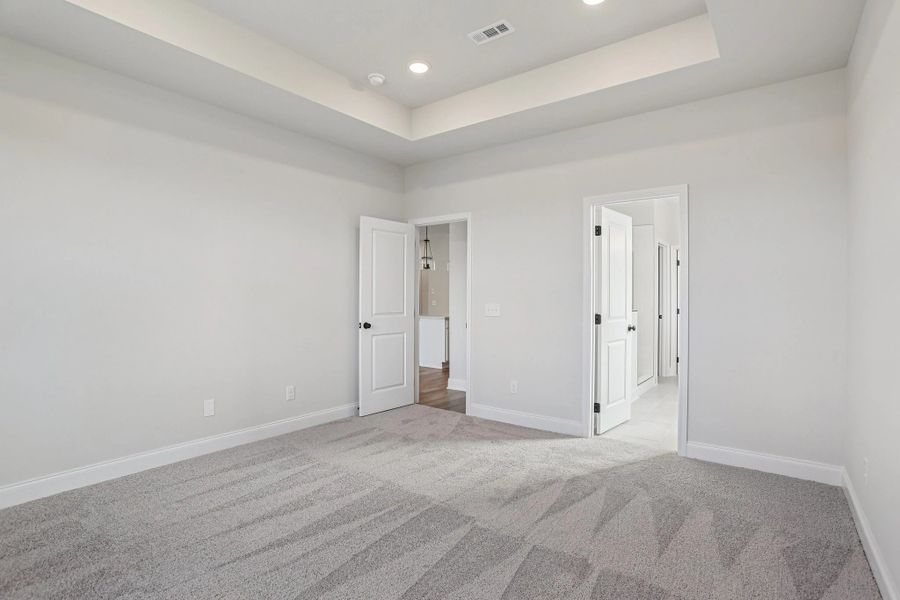 Spacious, unfurnished interior of a new home in Willow Landing, Mount Juliet (Image 33).