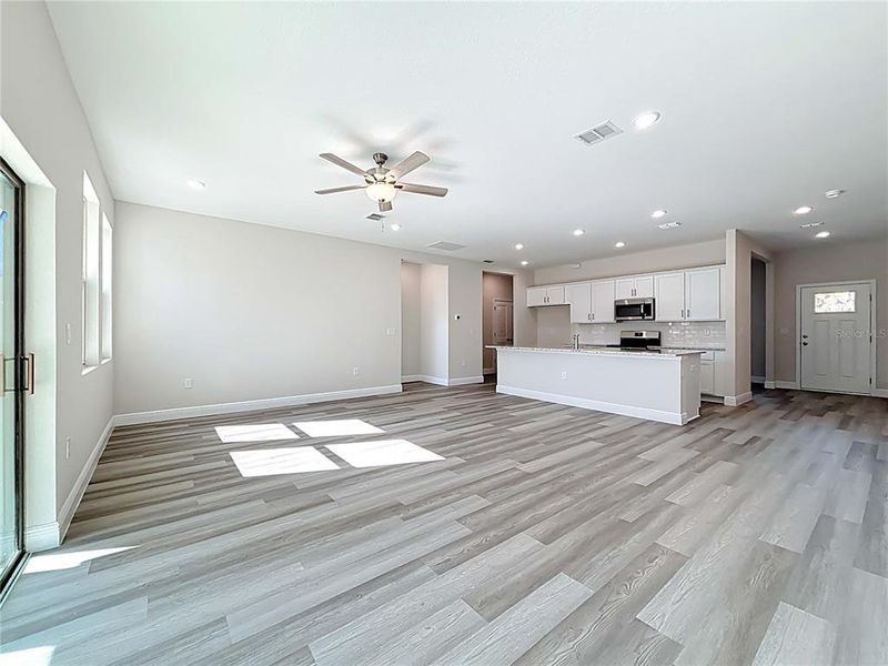 Spacious, unfurnished interior of a new home in , North Port (Image 38).