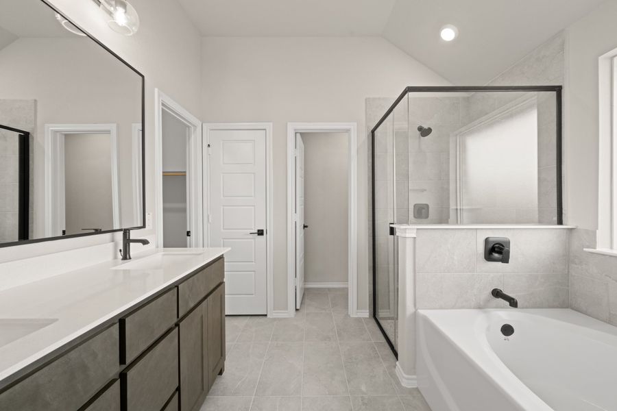 Furnished interior view inside a new home in Waterford Park, Weatherford (Image 10). Furnished interior view inside a new home in Waterford Park, Weatherford (Image 10).