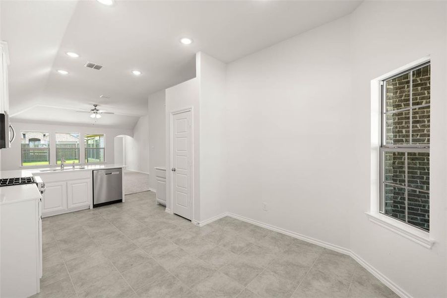Furnished interior view inside a new home in Chisholm Hills, Cleburne (Image 9).