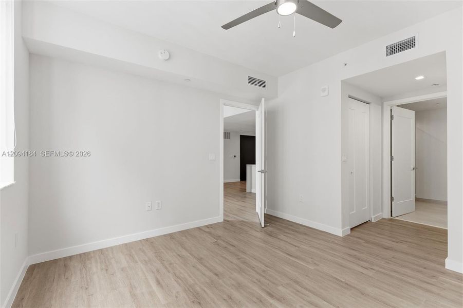 Spacious, unfurnished interior of a new home in , Miami (Image 15).