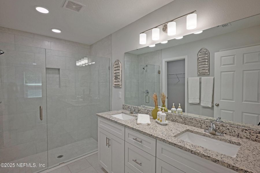 Furnished interior view inside a new home in , Jacksonville (Image 6).