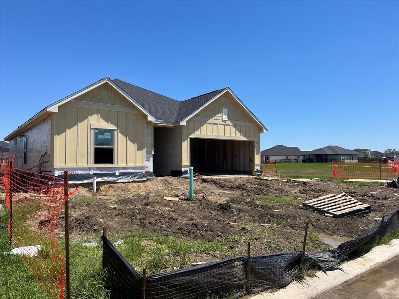 In-progress construction of a new home in Laurel Landing, Alvin, TX (Image 10). In-progress construction of a new home in Laurel Landing, Alvin, TX (Image 10).