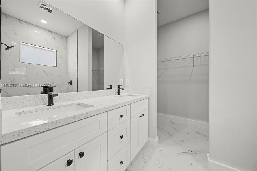 Furnished interior view inside a new home in , Lehigh Acres (Image 6).