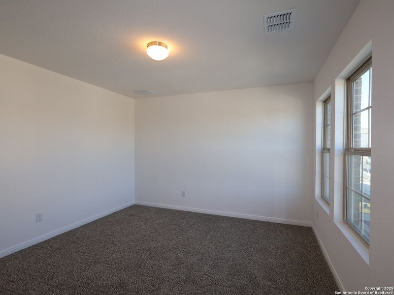 Spacious, unfurnished interior of a new home in Paloma Park, Converse (Image 18). Spacious, unfurnished interior of a new home in Paloma Park, Converse (Image 18).
